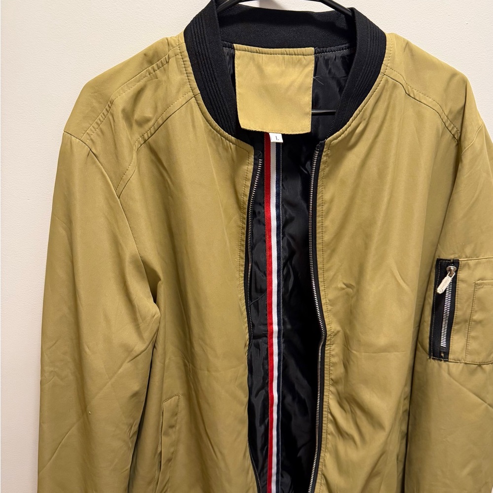Vogue Men's Olive Lightweight Jacket